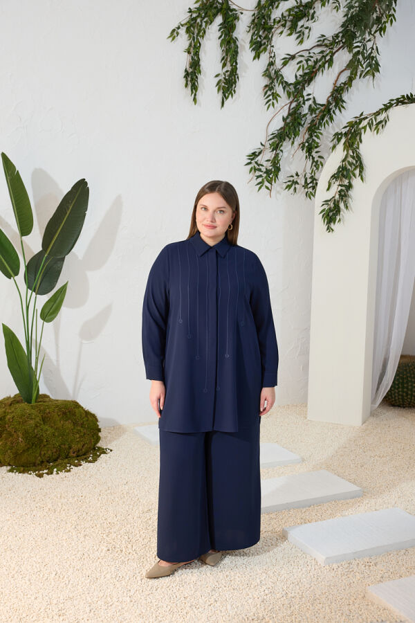 Lacivert Nakışlı Takım - 1