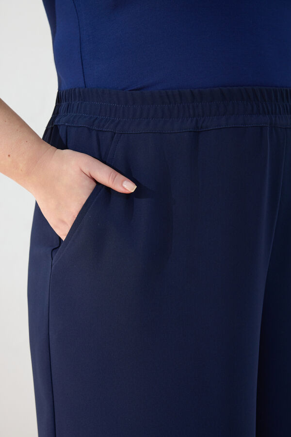 Lacivert Nakışlı Takım - 5