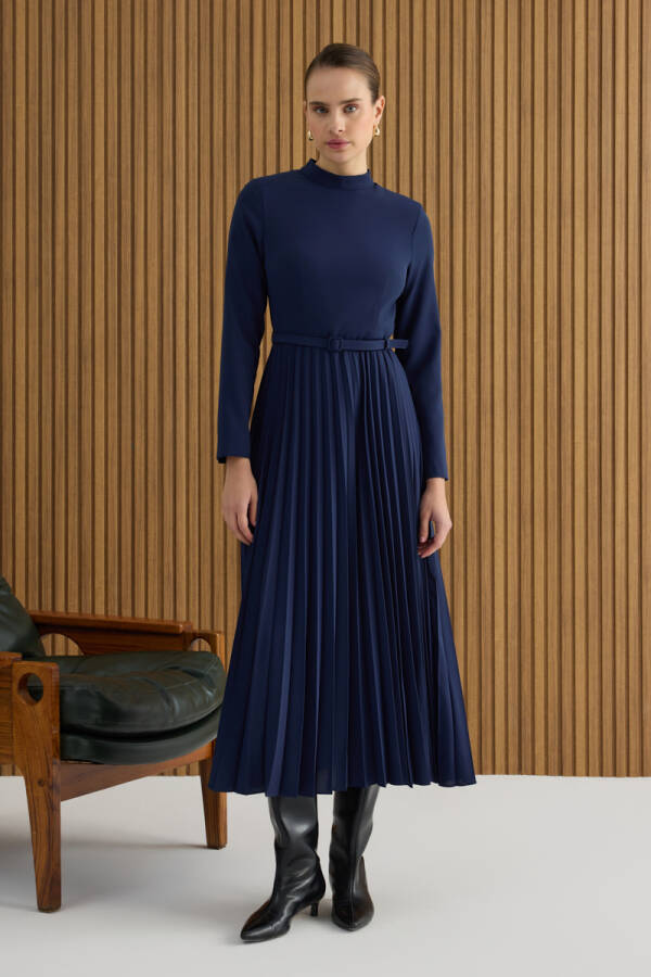 Lacivert Piliseli Elbise - 2