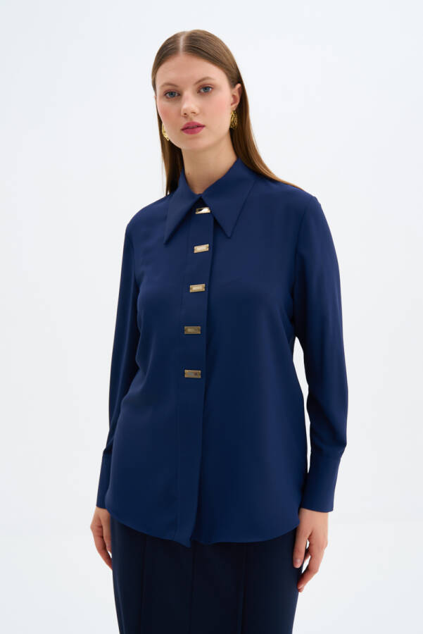Lacivert Sivri Yaka Düğme Detaylı Bluz - 4