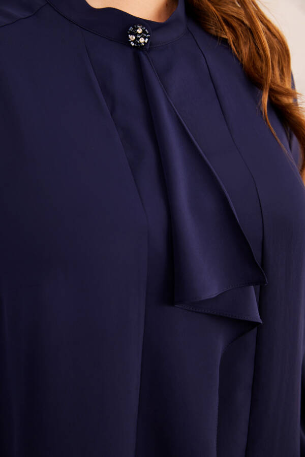 Lacivert Volan Detaylı Bluz - 6