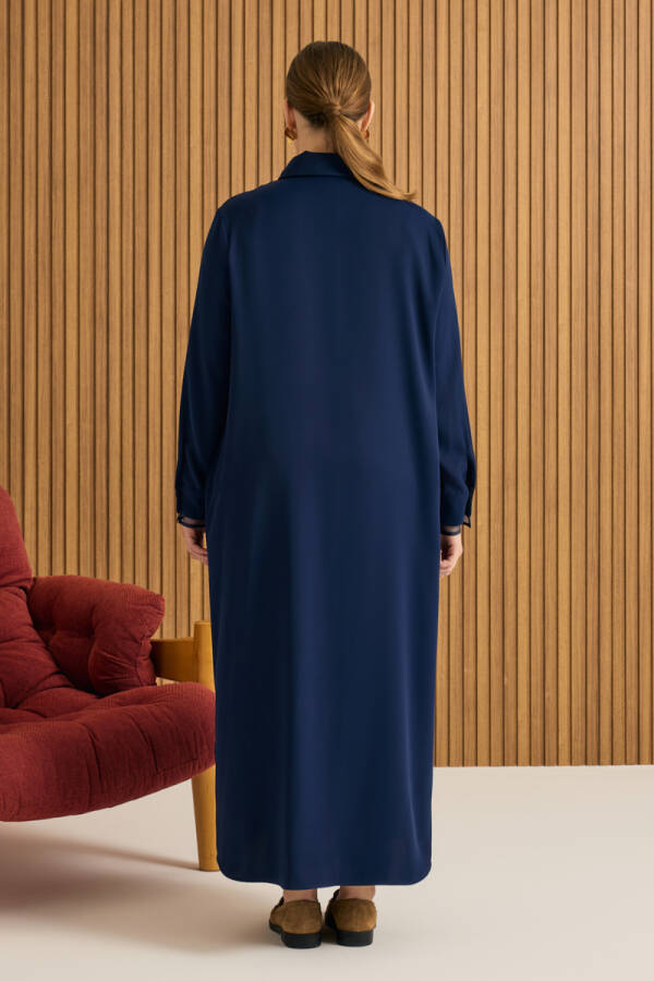 Lacivert Yaka ve Kol Ucu Organze Detaylı Ferace - 5