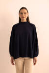 Lacivert Yaka ve Omuz Kısmı Pile Detaylı Dokuma Bluz - 6