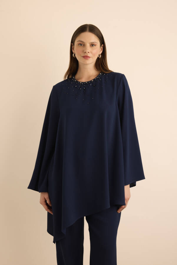 Lacivert Yakası Boncuk İşlemeli Asimetrik Tunik - 5
