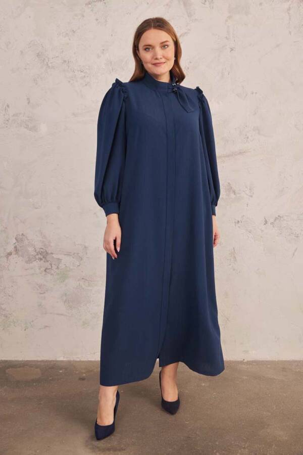 Lacivert Yakası Fiyonk Detaylı Ferace - 4