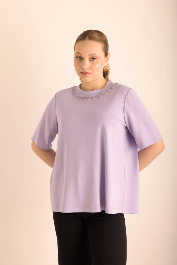 Lila Yakası İşlemeli Örme Kısa Kollu Bluz - 2
