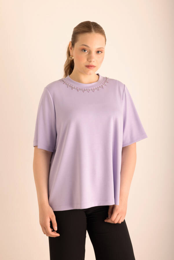 Lila Yakası İşlemeli Örme Kısa Kollu Bluz - 4