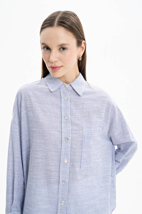 Mavi Cep Detaylı Çizgili Bluz - 5