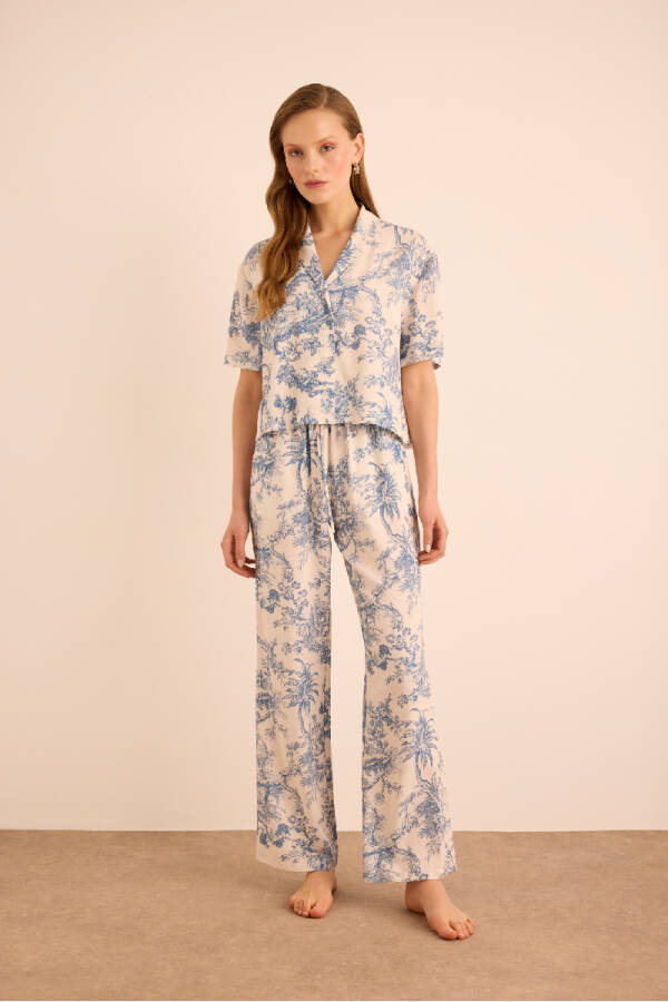 Mavi Desenli Viscon Keten , Önden Düğmeli Pijama Üstü - Aker