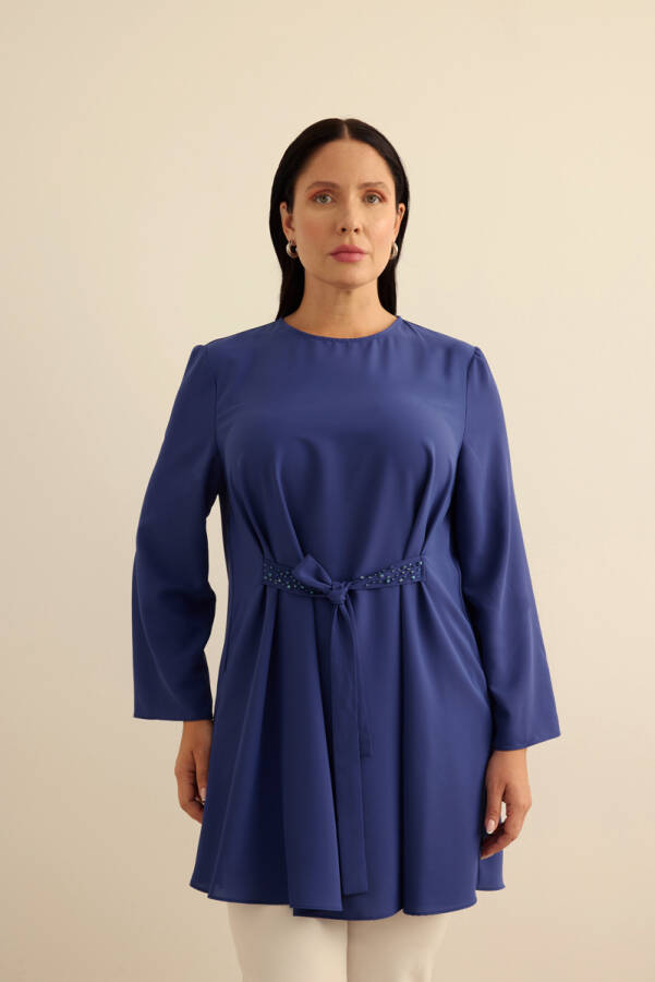 Mavi Kemeri İşlemeli Dökümlü Tunik - Aker