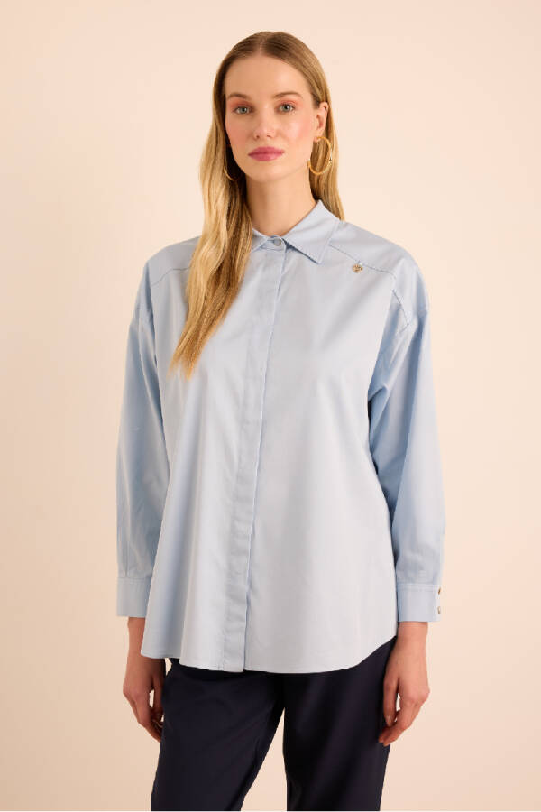 Mavi Sırtı Volan Detaylı Cotton Gömlek - 5