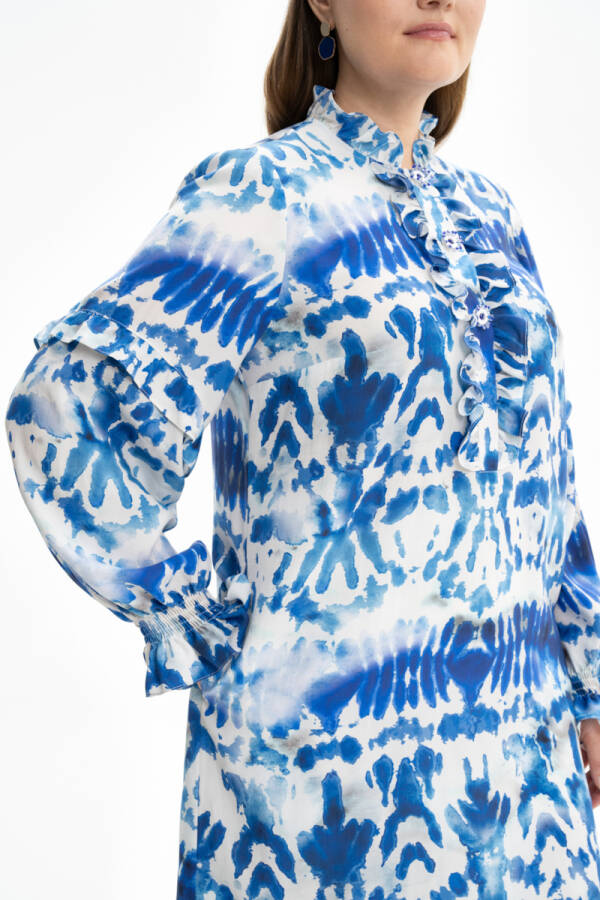 Mavi Yakası Ve Kolları Detaylı Desenli Tunik - 4