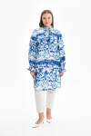 Mavi Yakası Ve Kolları Detaylı Desenli Tunik - 1
