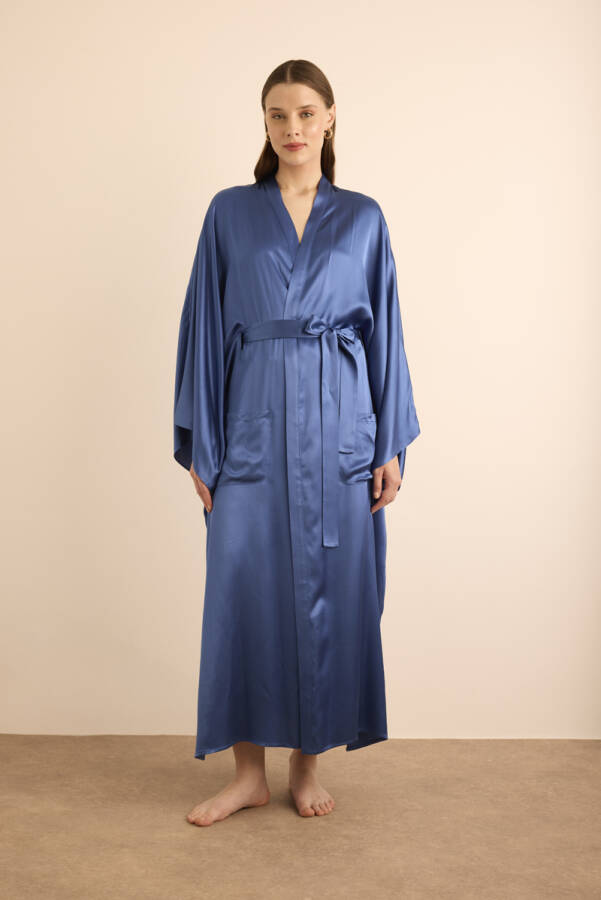 Mavi Yanları Yırtmaçlı Saten Sabahlık - 2