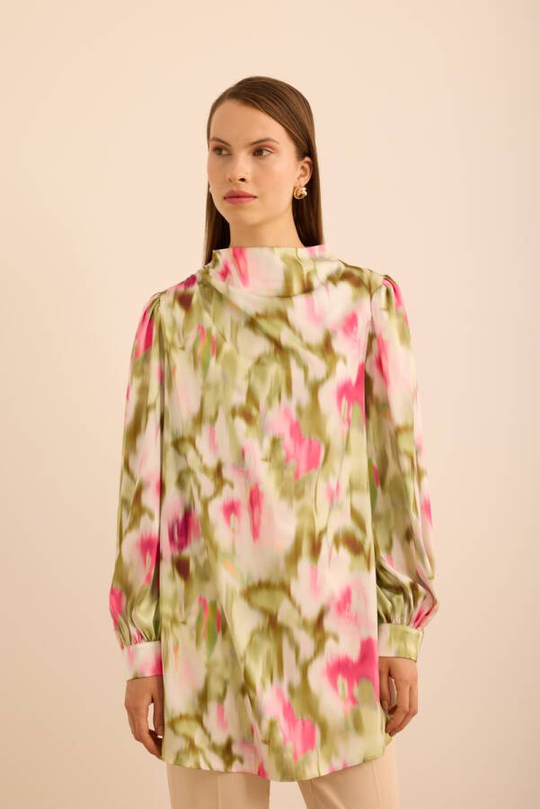 Pembe Batik Desenli Dik Yakalı Bluz - 5