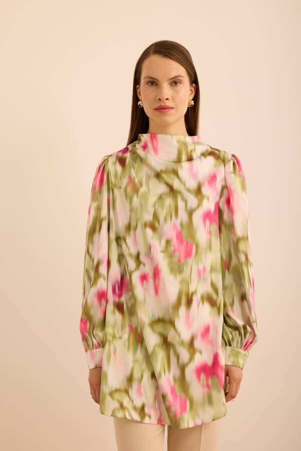 Pembe Batik Desenli Dik Yakalı Bluz - 2