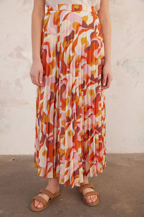 Pembe Desenli Pilise Etek - 5