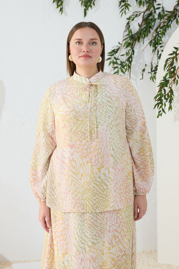 Pudra Bağcık Detaylı Desenli Bluz - 3