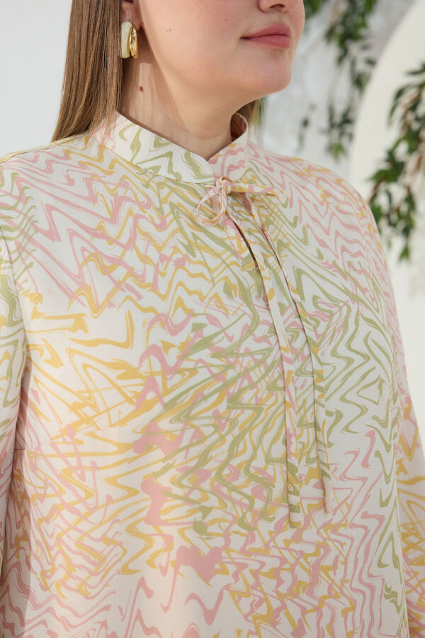 Pudra Bağcık Detaylı Desenli Bluz - 5