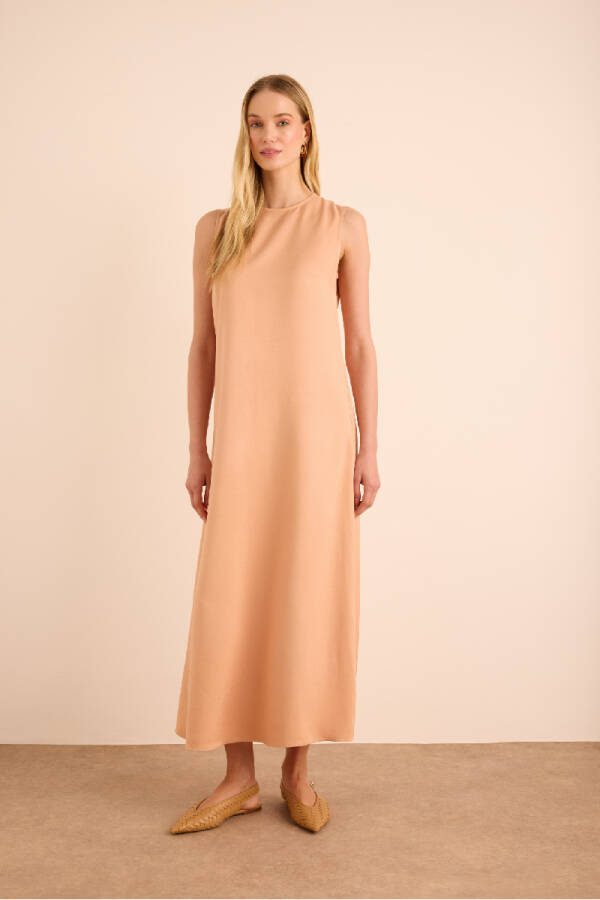 Pudra Vıscon Keten Kolsuz Elbise - 5