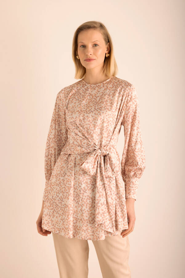 Pudra Küçük Kare Desenli Beli Bağlama Detaylı Bluz - 5