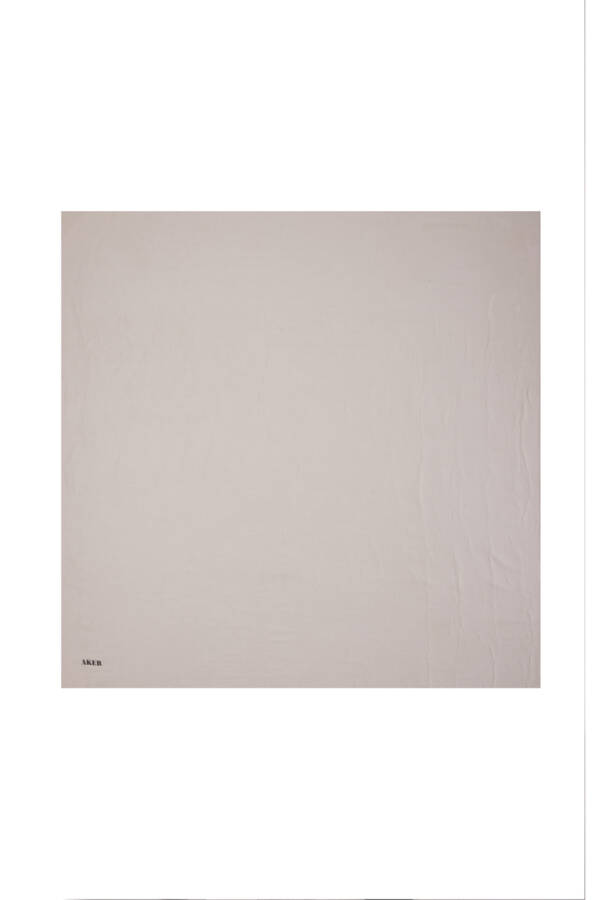 Beyaz 100X100 Kraş Eşarp - Aker