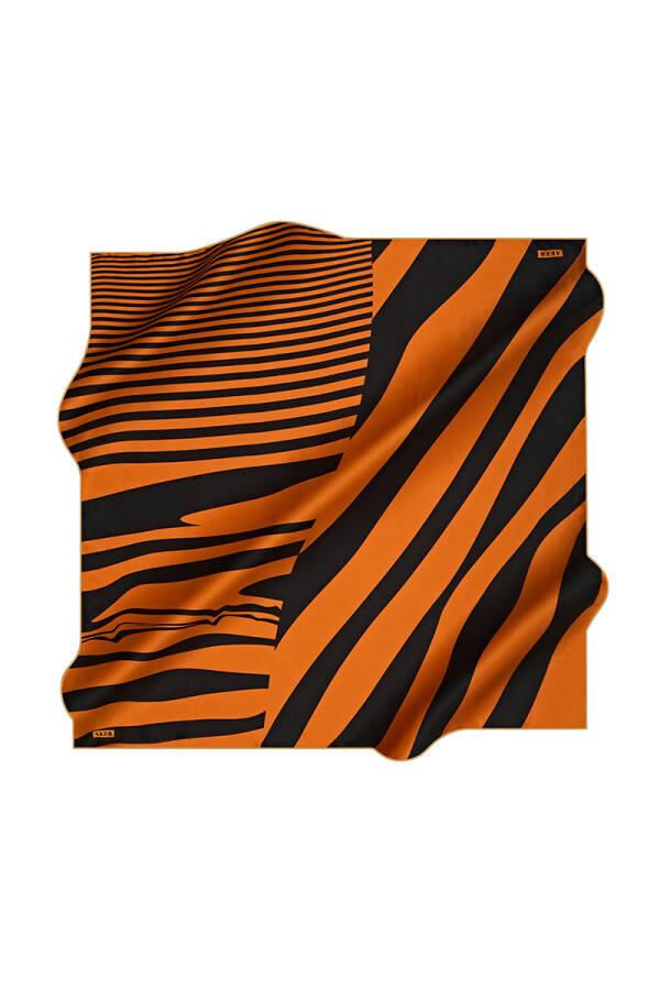 Geometrik Desenli 90X90 İpek Krep Saten - 1