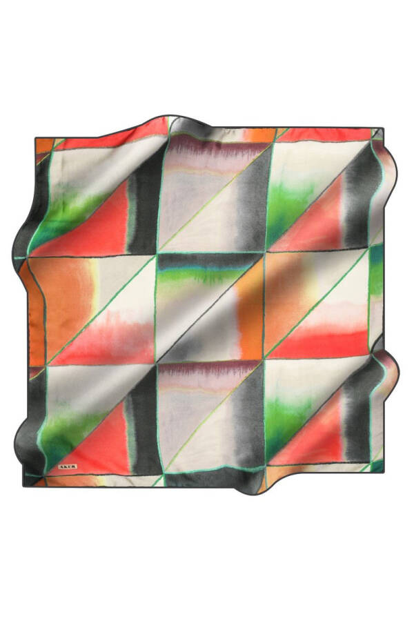 Ekru İpek Kare Geometrik Desenli Eşarp - 1