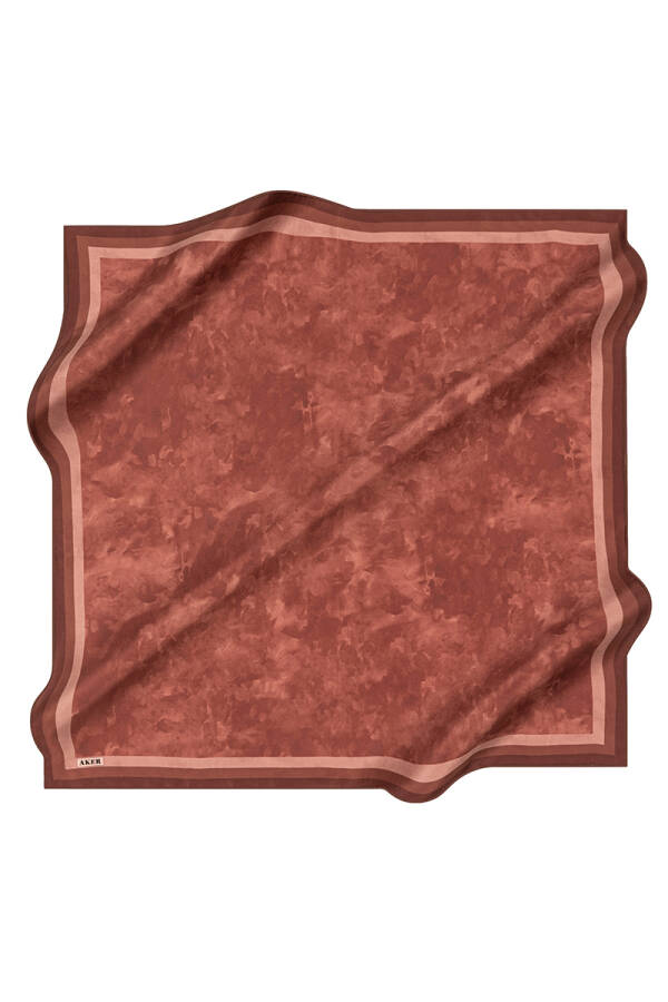 Fırça Desenli 90X90 Taşlanmış İpek Krep Saten Eşarp - 1