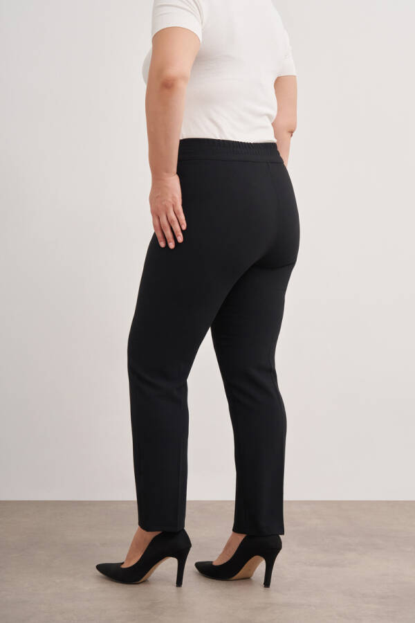 Siyah Arka Bel Lastikli Pantolon - 5
