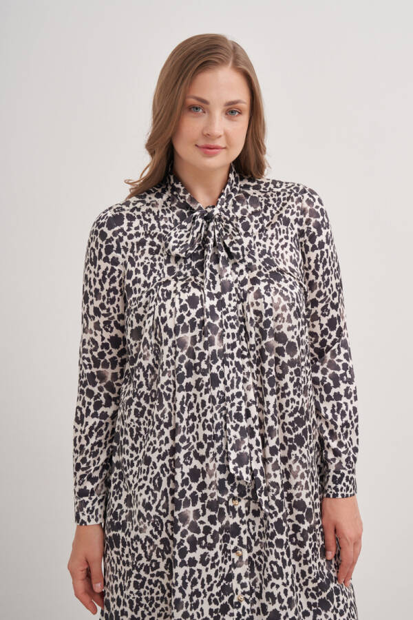 Siyah Fular Yaka Desenli Elbise - Aker (1)