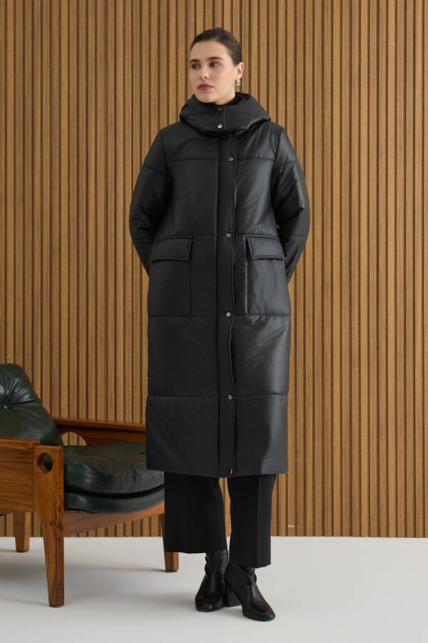 Siyah Arka Beli Lastikli Mont - 1