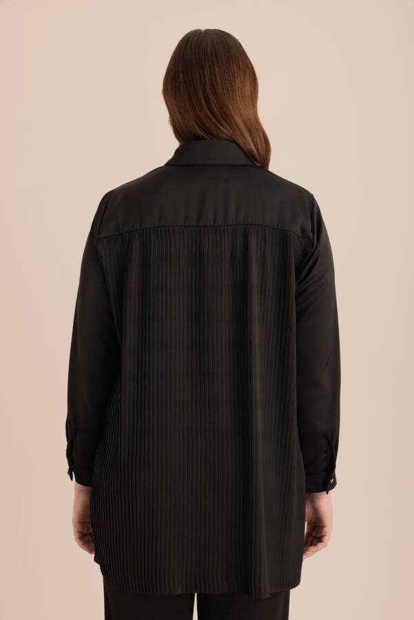 Siyah Arkası Pilise Detaylı Dokuma Tunik - 6