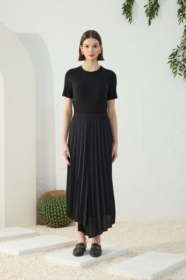 Siyah Asimetrik Piliseli Etek - 2