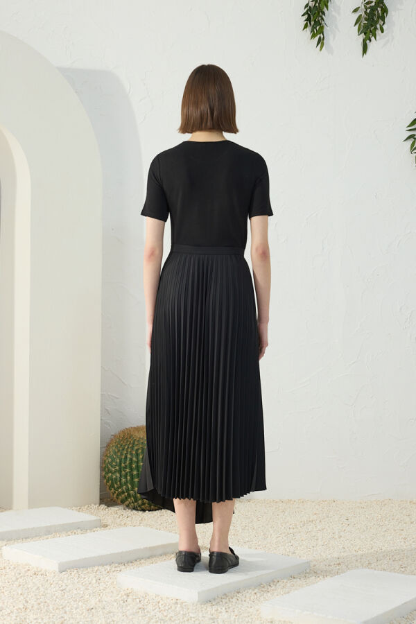 Siyah Asimetrik Piliseli Etek - 7