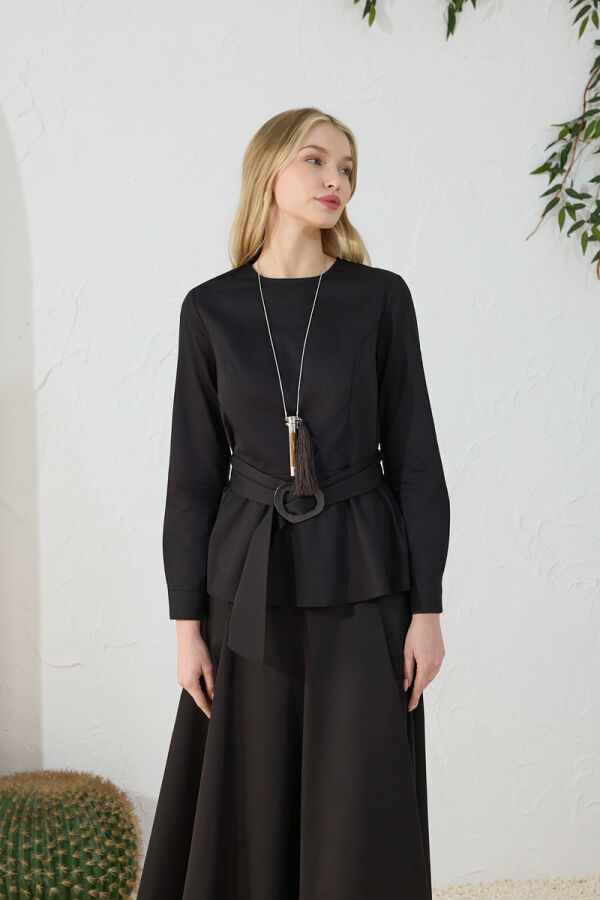 Siyah Ayarlanabilir Toka Detaylı Bluz - 3