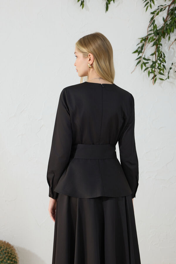 Siyah Ayarlanabilir Toka Detaylı Bluz - 7