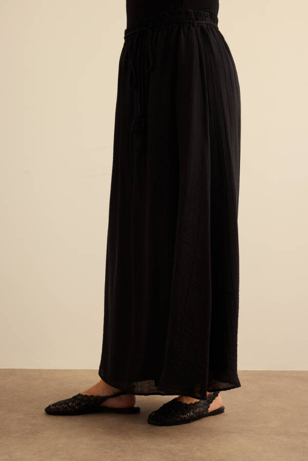 Siyah Bağcıklı Viscon Etek - 4