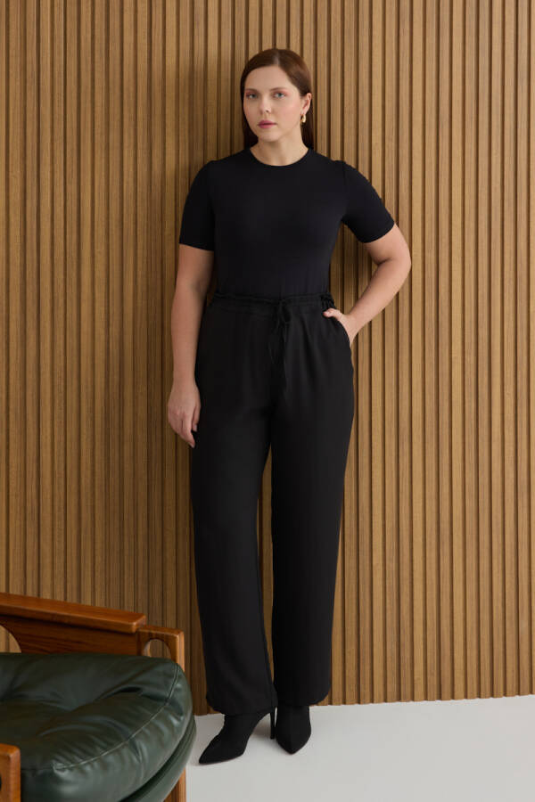 Siyah Beli Bağcıklı Tencel Pantolon - 1