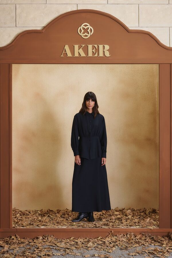 Siyah Beli Büzgülü Gömlek - Aker