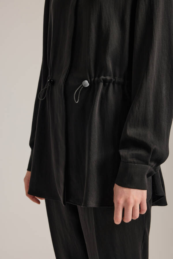 Siyah Beli Lastik Ayarlı Lyocell Tunik - 4