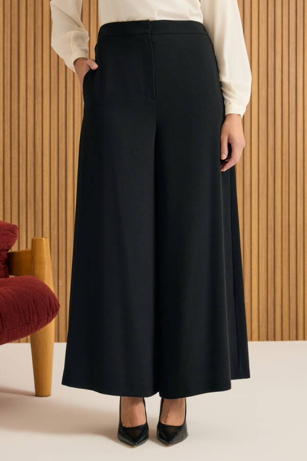 Siyah Beli Lastik Detaylı Dökümlü Pantolon Etek - 2