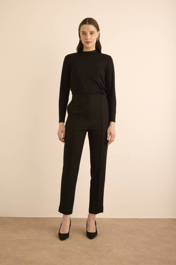 Siyah Beli Lastik Detaylı Krep Pantolon - 1