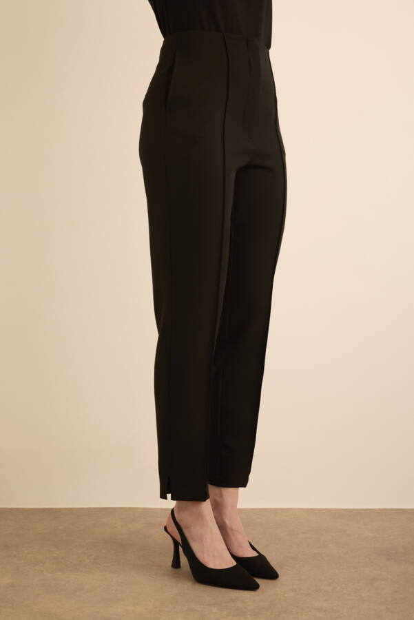 Siyah Beli Lastik Detaylı Krep Pantolon - 3