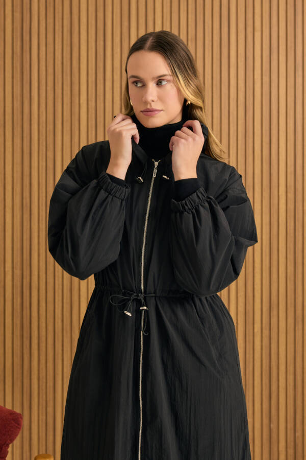 Siyah Beli Lastik Detaylı Su İtici Yağmurluk - 3