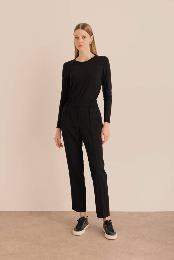 Siyah Beli Lastikli Detaylı Dokuma Havuç Pantolon - 1