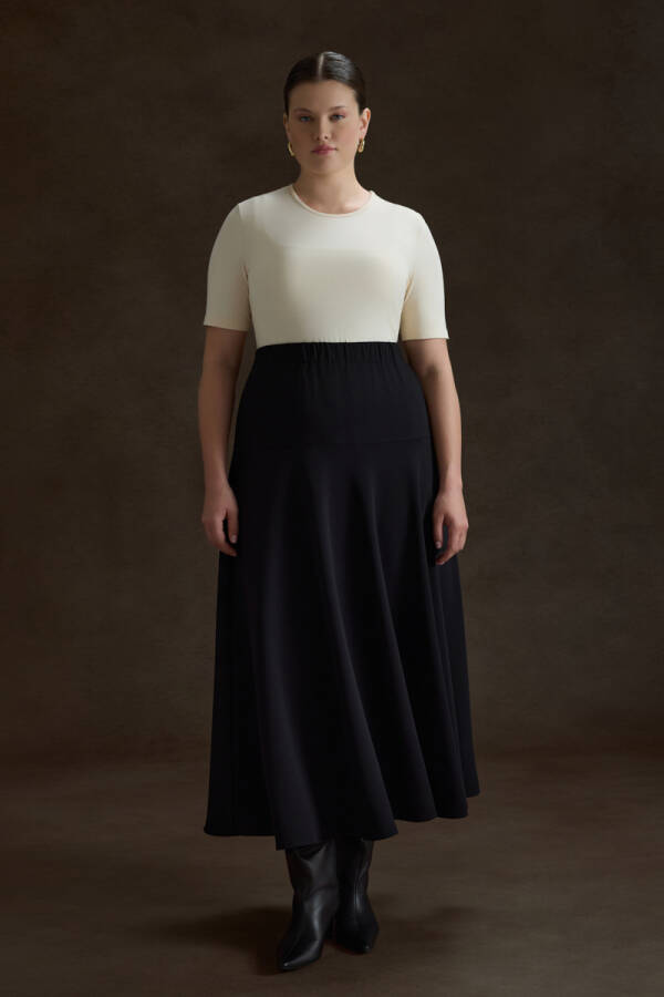 Siyah Beli Lastikli Etek - 2