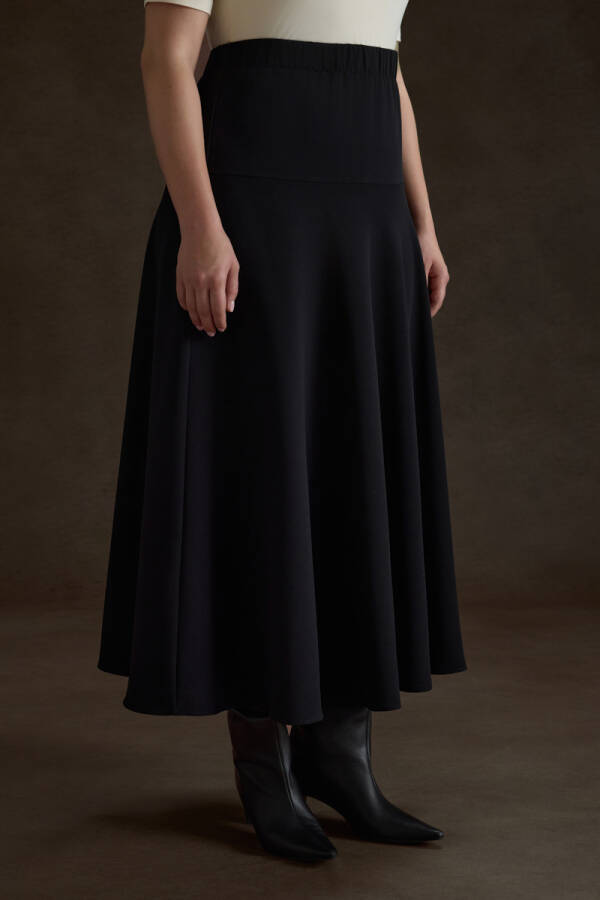 Siyah Beli Lastikli Etek - 4