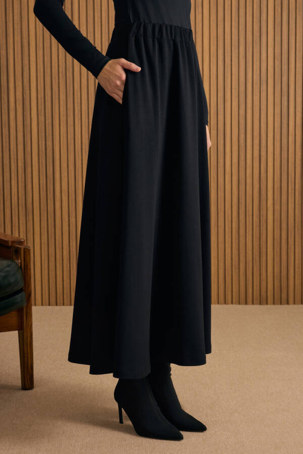 Siyah Beli Lastikli Örme Kloş Etek - 5