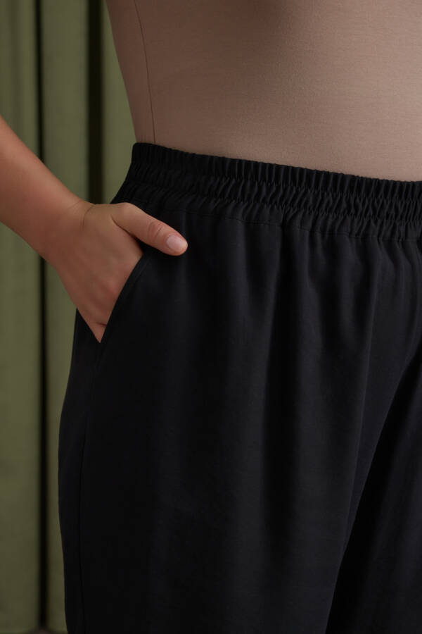 Siyah Beli Lastikli Pantolon - 4